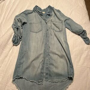Women’s cloth and stone denim dress